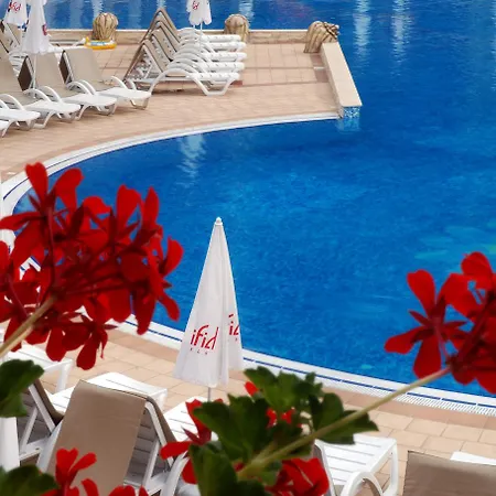 Aquaclub Grifid Bolero גולדן סנדס