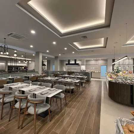 מלון Aquaclub Grifid Bolero 4*