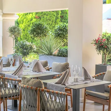 מלון Aquaclub Grifid Bolero 4*