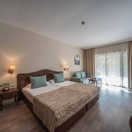فندق Aquaclub Grifid Bolero 4*